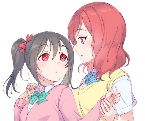 Love Live Maki Nishikino Nico Yazawa Hd Wallpaper Peakpx