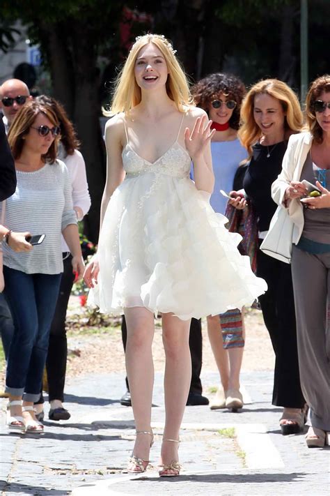 Elle Fanning At The Neon Demon Photocall In Rome Lacelebs Co