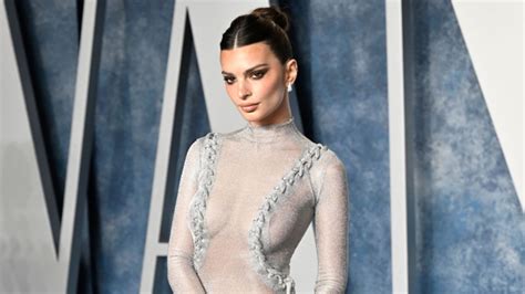 Emily Ratajkowskis Sheer Dress At Oscars After Party Photos