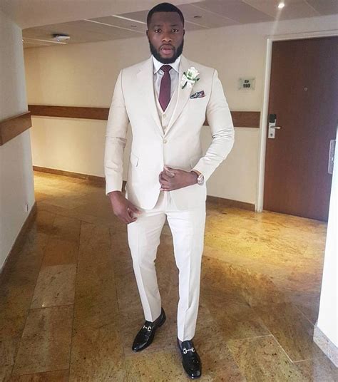 Yomi casual is one of the leading fashion designers in nigeria. Ay Comedian's Brother Yomi Casual Weds | MojiDelano.Com