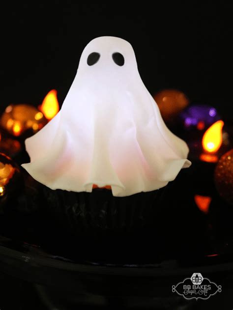 Glowing Fondant Ghost Topper Ghost Cake Sugar Art Sparkle Cake