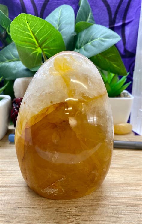 Natural Golden Healer Quartz Altar Stone Sculpture Crystal Ghf10