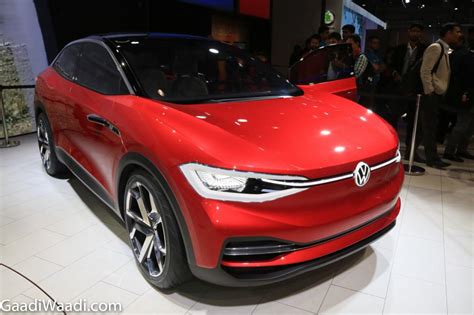 Volkswagen Unveils Id Crozz Electric Suv Concept At Auto Expo
