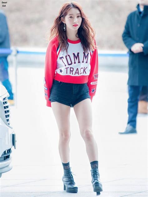 13 Of The Hottest Pairs Of Legs Right Now In K Pop Koreaboo Suzy