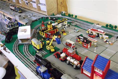 Simple Lego Train Layout
