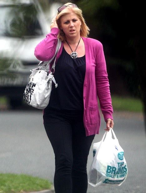 Tracie Andrews Stabbed Fiance To Death Now Shes Out Shopping Daily