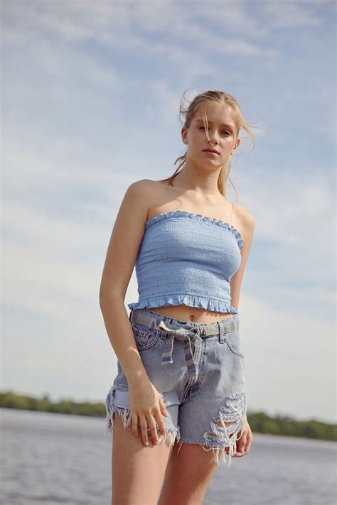 Uo Leo Smocked Ruffle Tube Top Urban Outfitters Tube Top Outfits
