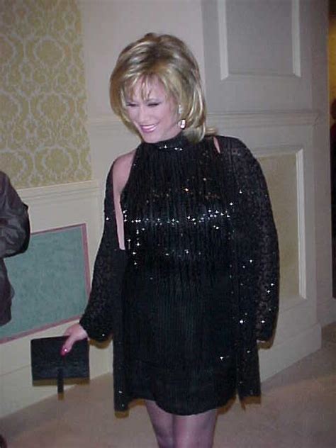 Marilyn Arrives At The 2000 AVN Adult Film Porn Photo Pics