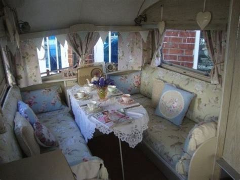 Gypsy Camper 17 Vintage Caravan Interiors Vintage Camper Shabby