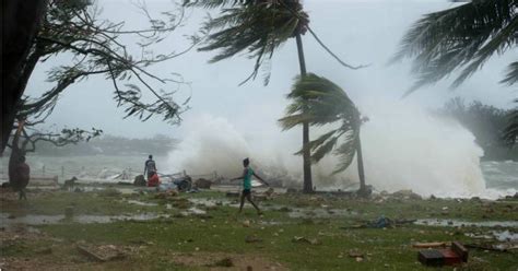 Cyclone Idai Heads For Zimbabwe Malawi After Lashing Mozambican Port