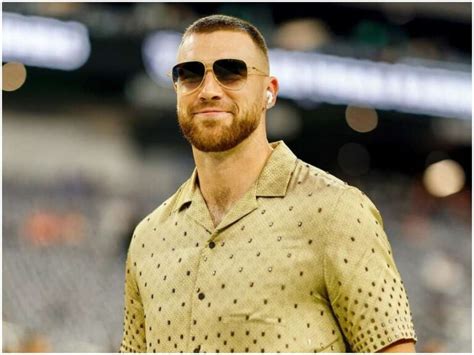 Travis Kelce Biography Net Worth Wiki Age Height Girlfriend Family