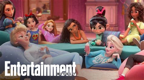 See Disney Princesses New Outfits In Ralph Breaks The Internet News