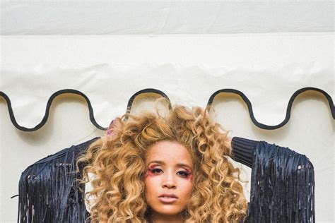 Lion Babe Talks Curly Hair Essence