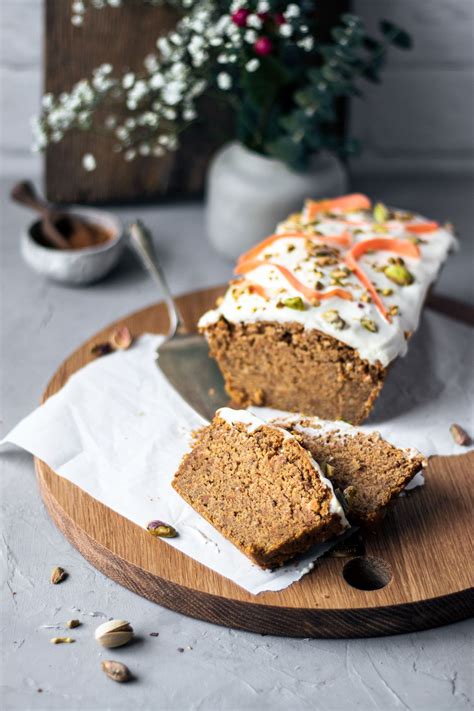 Der teig ist super saftig und locker aber nicht zu feucht. Saftiger glutenfreier und veganer Karottenkuchen ohne ...
