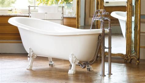 Ob sie sich nun für eine klassische oder eine moderne wanne, mit oder ohne whirlpoolfunktion entscheiden, hängt letztendlich von ihrem geschmack und ihren persönlichen bedürfnissen ab. Victoria & Albert Roxburgh freistehende Badewanne 1710 x ...