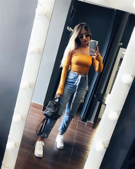 Pin Aeslife Ig Antoniaae Fashion Outfits Clothes Outfits