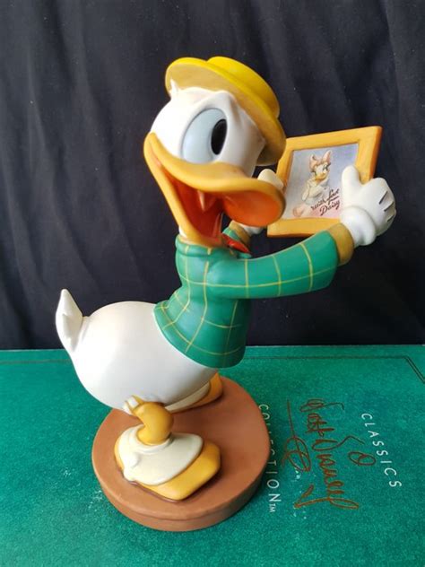 Walt Disney Classic Collection Donald Duck Statuette Mr Duck