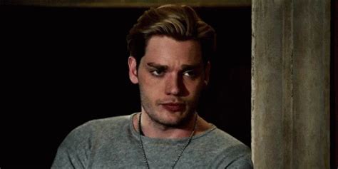 Dominic Sherwood Shadowhunters GIF Dominic Sherwood Shadowhunters Jace Discover Share GIFs