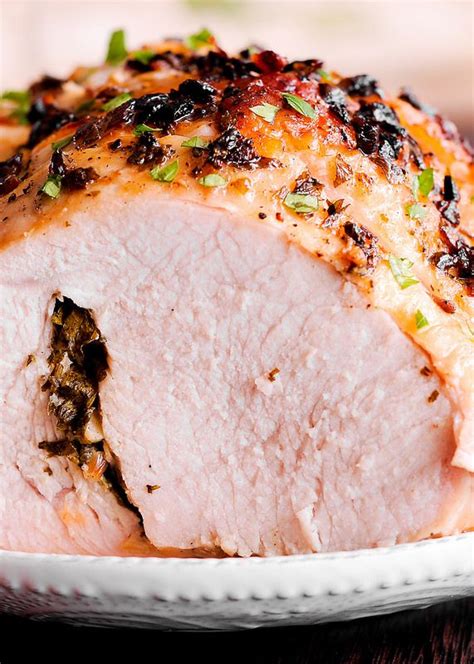 Roast turkey is the centerpiece of your thanksgiving table, so it's important to get it right! Pin on Thanksgiving