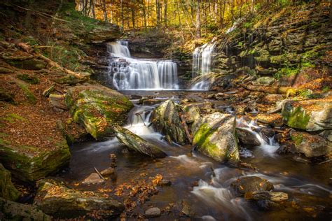 Autumn Waterfall In Pa Ricketts Glenn State Park Oc 3989x2662 R