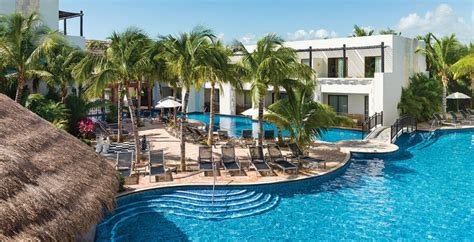 Azul beach hotel gourmet inclusive® experience restaurants and bars combine a selection of mouthwatering à la carte menus and exotic drinks in hip, extraordinary settings. Azul Beach Hotel Cheap Vacations Packages | Red Tag Vacations