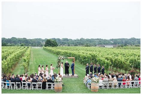 Saltwater Farm Vineyard Weddings Connecticut Wedding Venues 06378 In