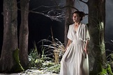 National Theatre Live: Medea - Helen McCrory in una scena dello ...