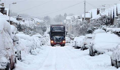 Uk Weather Forecasters Warn On Cold Winter In Powerful El Nino