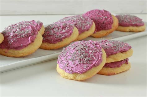 Soft Frosted Vanilla Sugar Cookies And A Review And