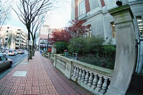 The Central Library Facing East On Yamhill St Sarah Gilbert Flickr