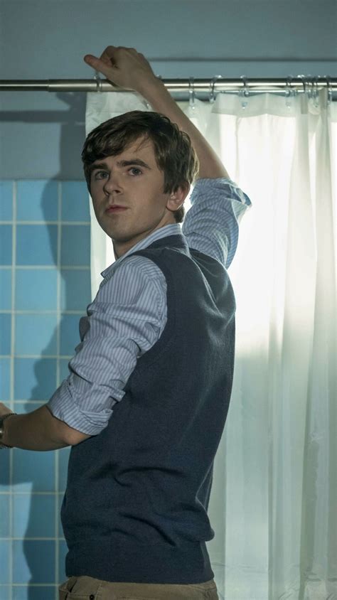 no not the shower freddie freddie highmore good doctor series medical tv shows