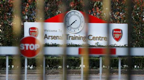 Arsenals Players Return To Training Ground For Individual Sessions