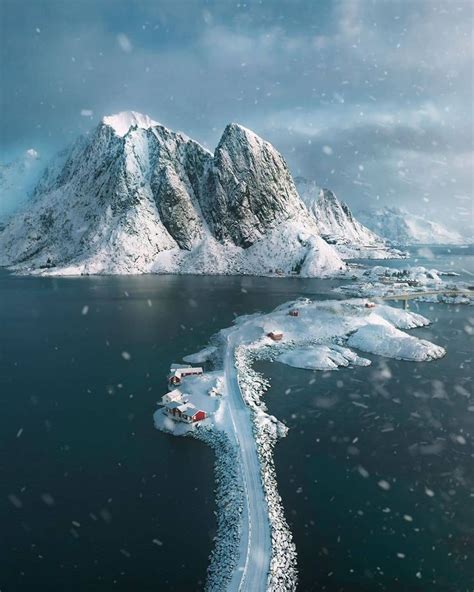 A Fresh Dusting Of Snow On Norways Most Stunning Archipelago ️🏔 You