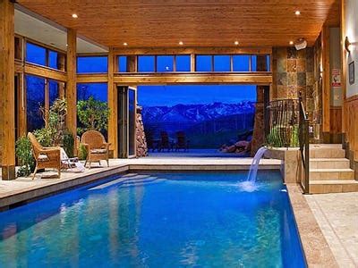 10 homes with ridiculously cool indoor pools. The World's Most Luxurious Indoor Pools - Business Insider