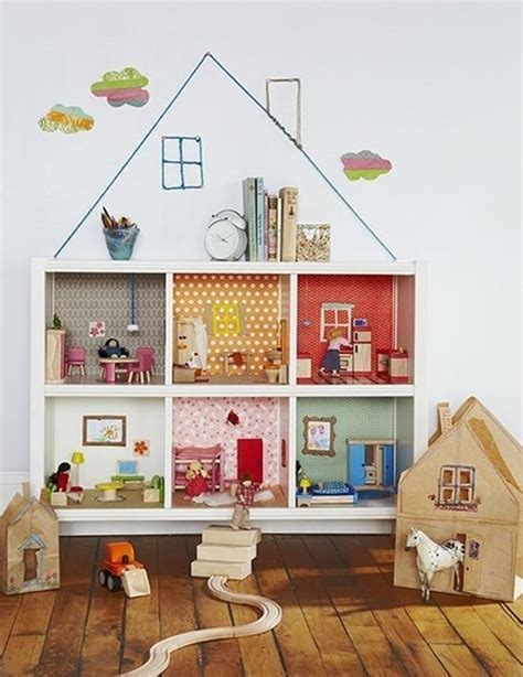 A Selection Of Ideas For Homemade Dolls Houses Diy Is Fun