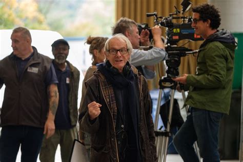 Kenneth charles loach is an english filmmaker. Ken Loach pakt Uber en co aan in nieuwe film: 'Ze maken ...