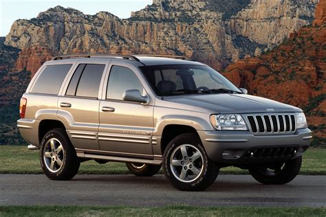 The Evolution Of The Jeep Grand Cherokee Autotraderca
