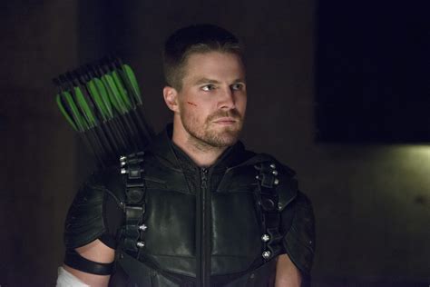 Whats Worth Watching Arrow On The Cw For Wednesday November 4 Tv