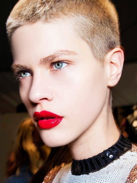 this is the coolest way to wear red lipstick right now