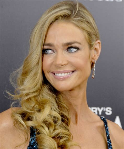 Denise Richards Long Wavy Formal Hairstyle Dark Golden Blonde Hair Color With Light Blonde