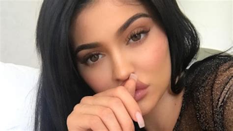 Why Did Kylie Jenner Get Lip Injections The Star Was Made Fun Of