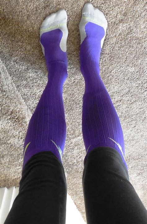 Pro Compression Socks Review And Giveaway The Nutritionist Reviews