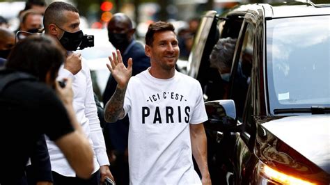 Ronaldinho Wishes Messi ‘many Moments Of Joy’ After Psg Move Messi Psg Lionel Messi