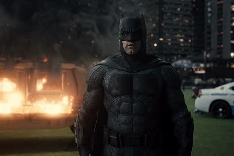 Ben Afflecks Batman Is Back In New ‘flash Set Photos