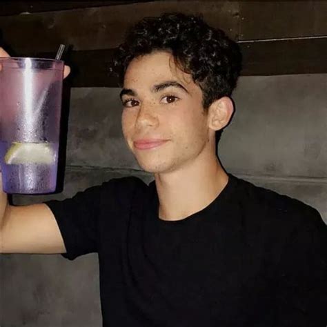 Cameron Boyce Youtubers Attractive Guys Child Actors Disney Stars