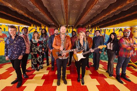 Preview Tedeschi Trucks Band Warner Theatre 216 217 And 21823 33 34 And 3523