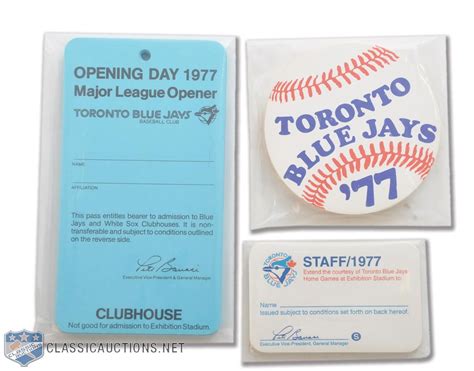 Lot Detail Toronto Blue Jays Memorabilia Collection Of Tickets