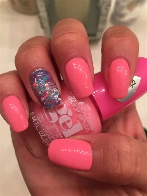 La Colors Gel Polish In The Hot Pink Color Posh Cute Gel Nails Gel