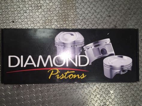 Sell Diamond Pistons For Big Block Chevy In Waxahachie Texas United
