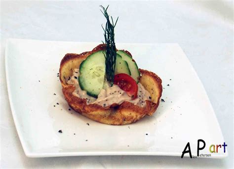 See more ideas about salmon mousse recipes, recipes, appetizer recipes. Tin Salmon Mousse Recipe / Salmon Mousse Recipe | John West Ireland : Divide mousse between the ...